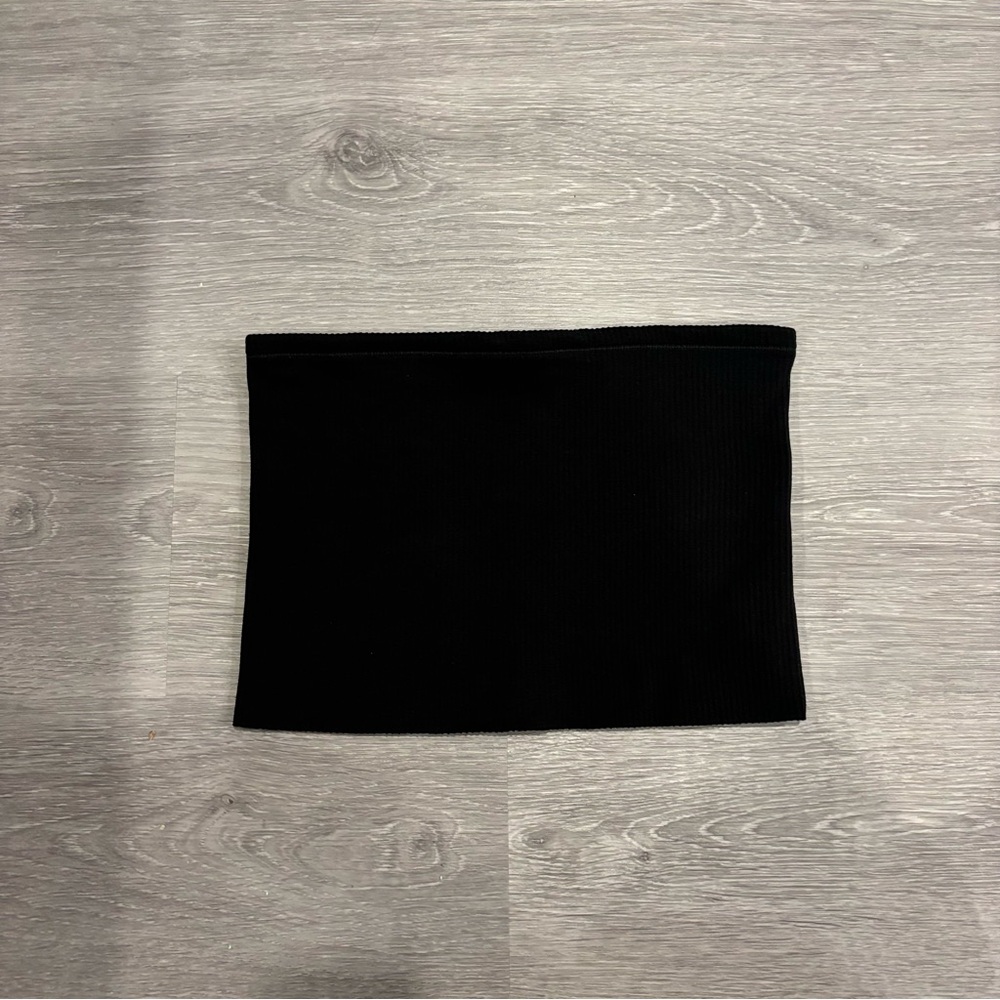 Aritzia Seamless Ribbed Tube Top